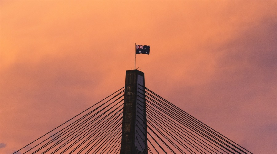 产量对冲油价!西方石油(OXY.US)Q2业绩超预期 同步推进9.5亿美元资产剥离减负